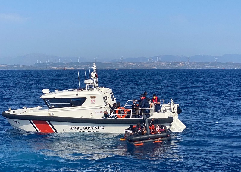 31 Irregular Migrants (Along with 1 Child) Were Rescued Off the Coast of Aydın