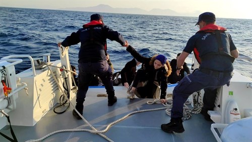 9 Irregular Migrants Were Rescued off the Coast of Muğla 