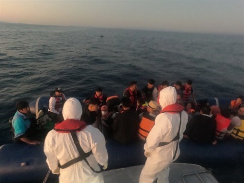 53 Irregular Migrants Were Apprehended Off The Coast Of Çanakkale 