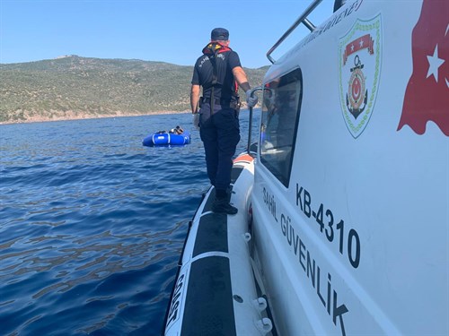 19 Irregular Migrants Were Apprehended Off The Coast Of İzmir 