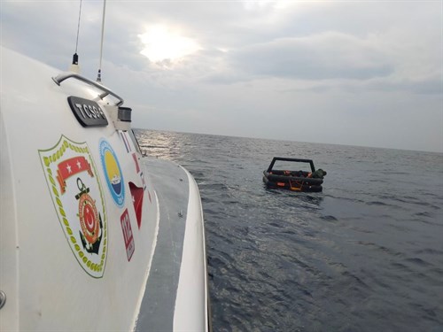 12 Irregular Migrants Were Rescued Off The Coast Of Çanakkale 
