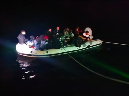21 Irregular Migrants (Along with 8 Children) Were Rescued Off the Coast of Muğla